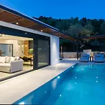 Villa High-end Faos 